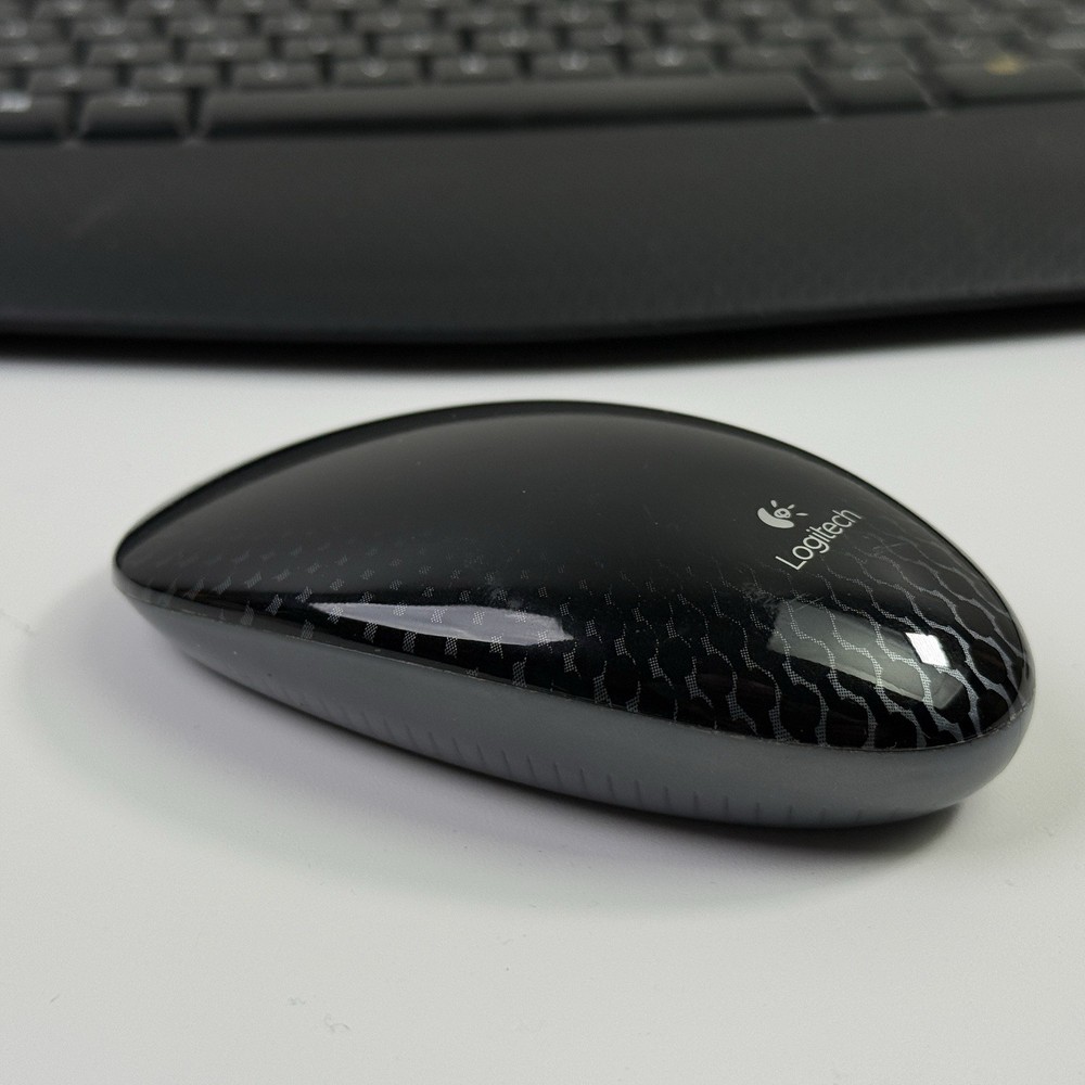 Logitech MK710 Wireless Keyboard Bundle With T620 Mouse & Unifying Receiver