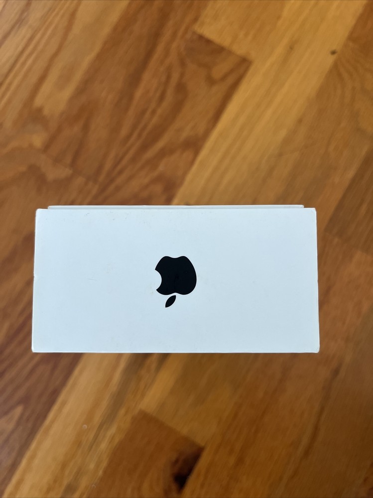 Apple iPhone 7 Plus BOX ONLY/NO PHONE - Black 32GB
