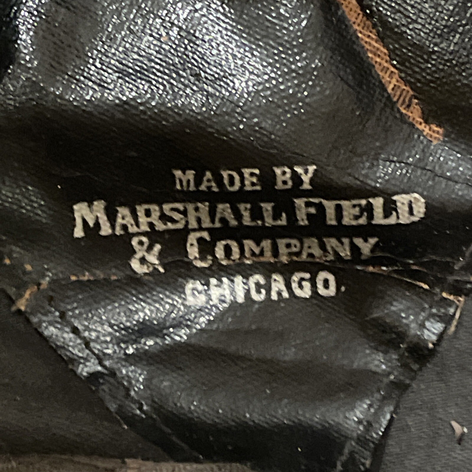 VINTAGE STANDARD OIL Indiana CO METAL ENAMEL SERVICE NAME GAS Hat Marshall Field