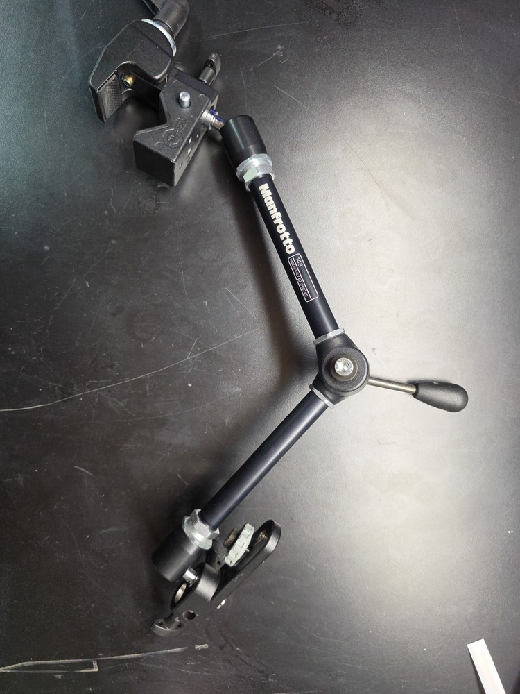 Manfrotto 143 Magic Arm With Camera Platform