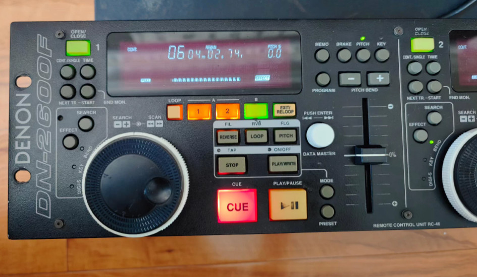1pcs Denon DN-2600F DJ Controller