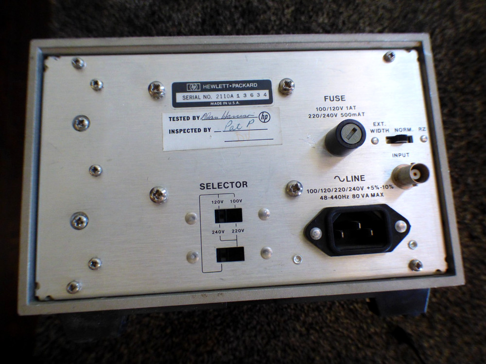Hewlett Packard HP 8013B Pulse Generator. Used, untested except for plug in.