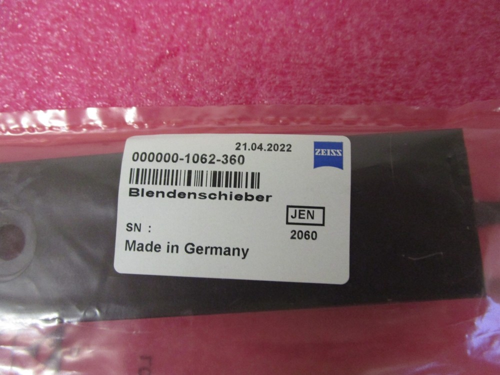 NEW Opened Box! Qty (2) ZEISS Microscope Iris Stop Slider for Incident-Light Eq