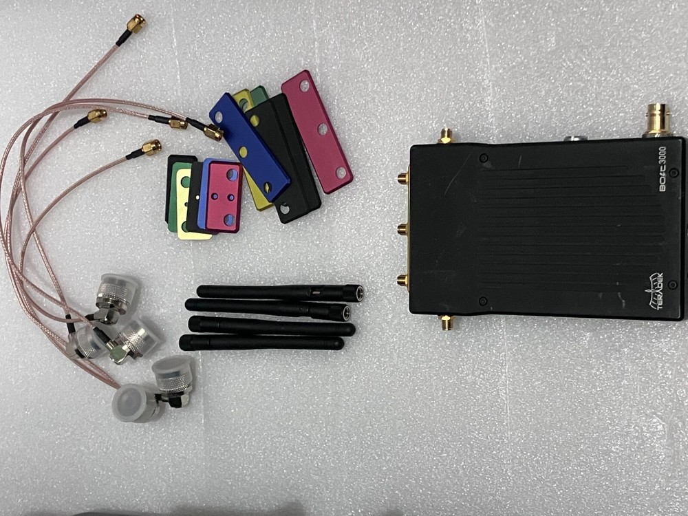 Teradek Bolt 3000 receiver with antenna array in OEM hard case