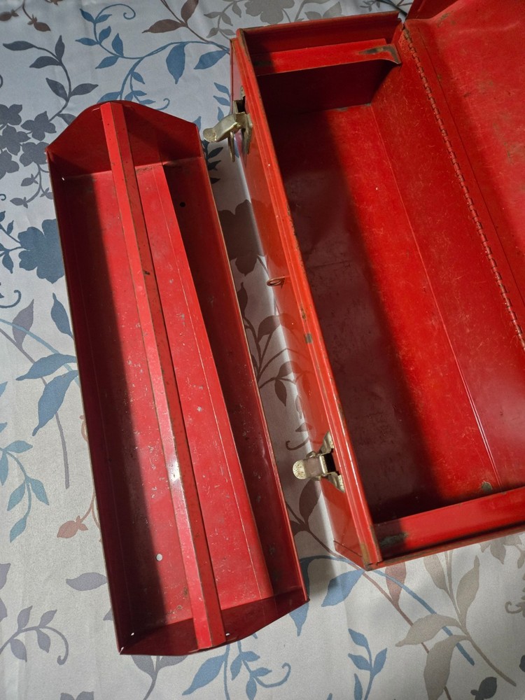 Vintage MAC Tools Portable Tool Box Red