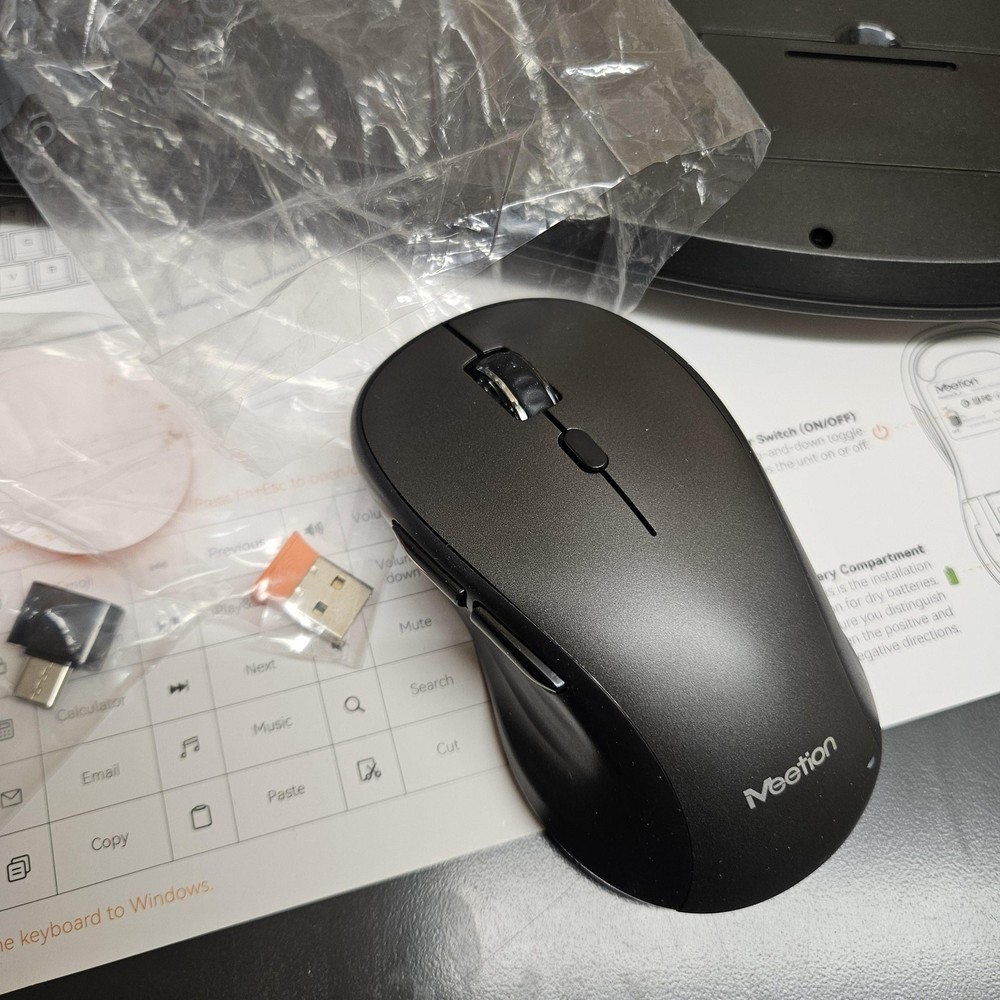 Meetion DirectorD_2 Wireless Ergonomic Keyboard Mouse Combo Black PC Mac Android