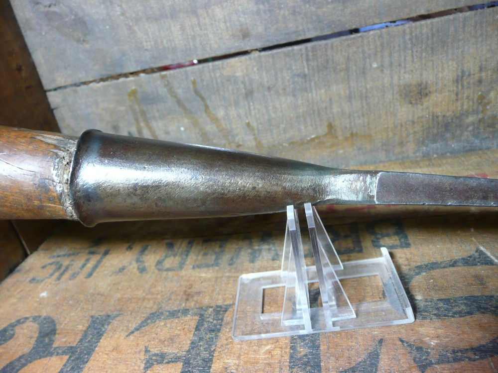 Vintage VOM HEEDE & Co. 1 1/2" chisel