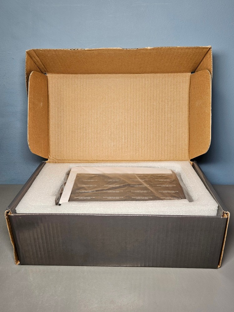 Tera Wireless Calling System - 16 Rechargeable Restaurant Pagers - New in Box!