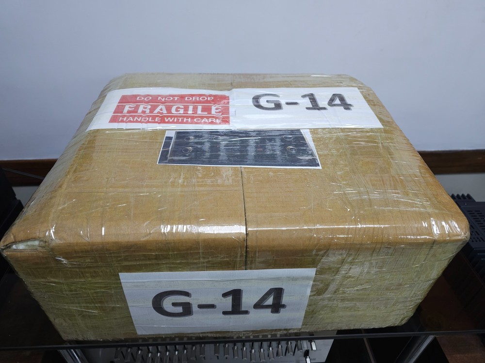 McIntosh C29 Solid State Stereo Preamplifier Serviced Good Aesthetic Condition