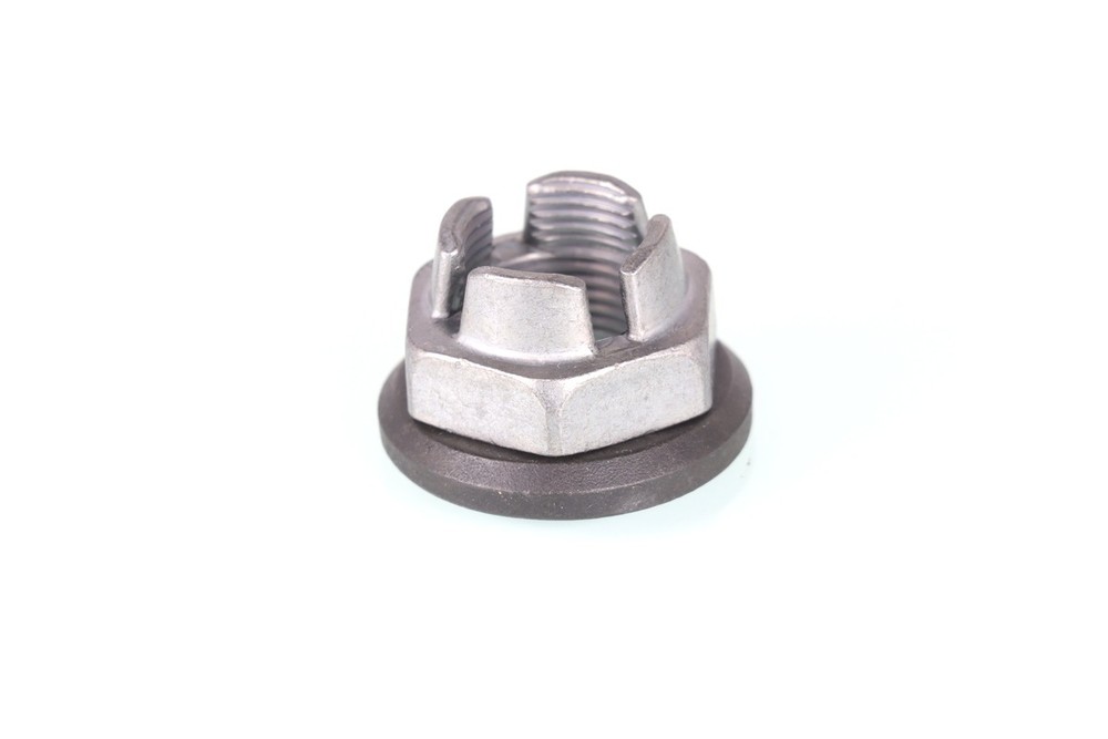 1x Front Hub Nut GH-393960