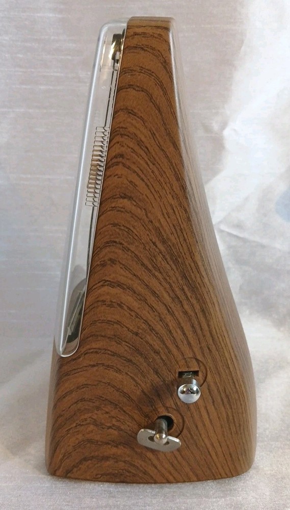 FLEOR Metronome Model- Grain Wood Look Plastic Excellent Condition