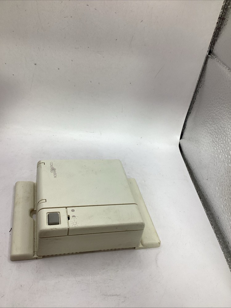 Used Johnson Controls Wall-Mount Temperature Sensor ​Controller TE-67NP-1N00