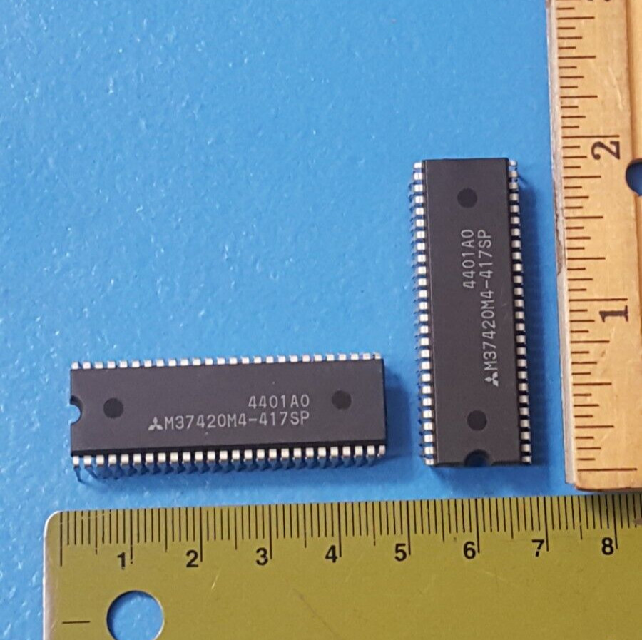 IC Microcontroller, M37420M4-417SP, MITSUBISHI,8-Bit, MROM, MELPS740 CPU, PDIP52
