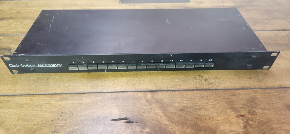 Distribution Technology 16x1 Composite Switcher