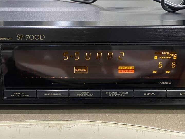 Pioneer SP-700D Dolby Pro Logic Sound Processor