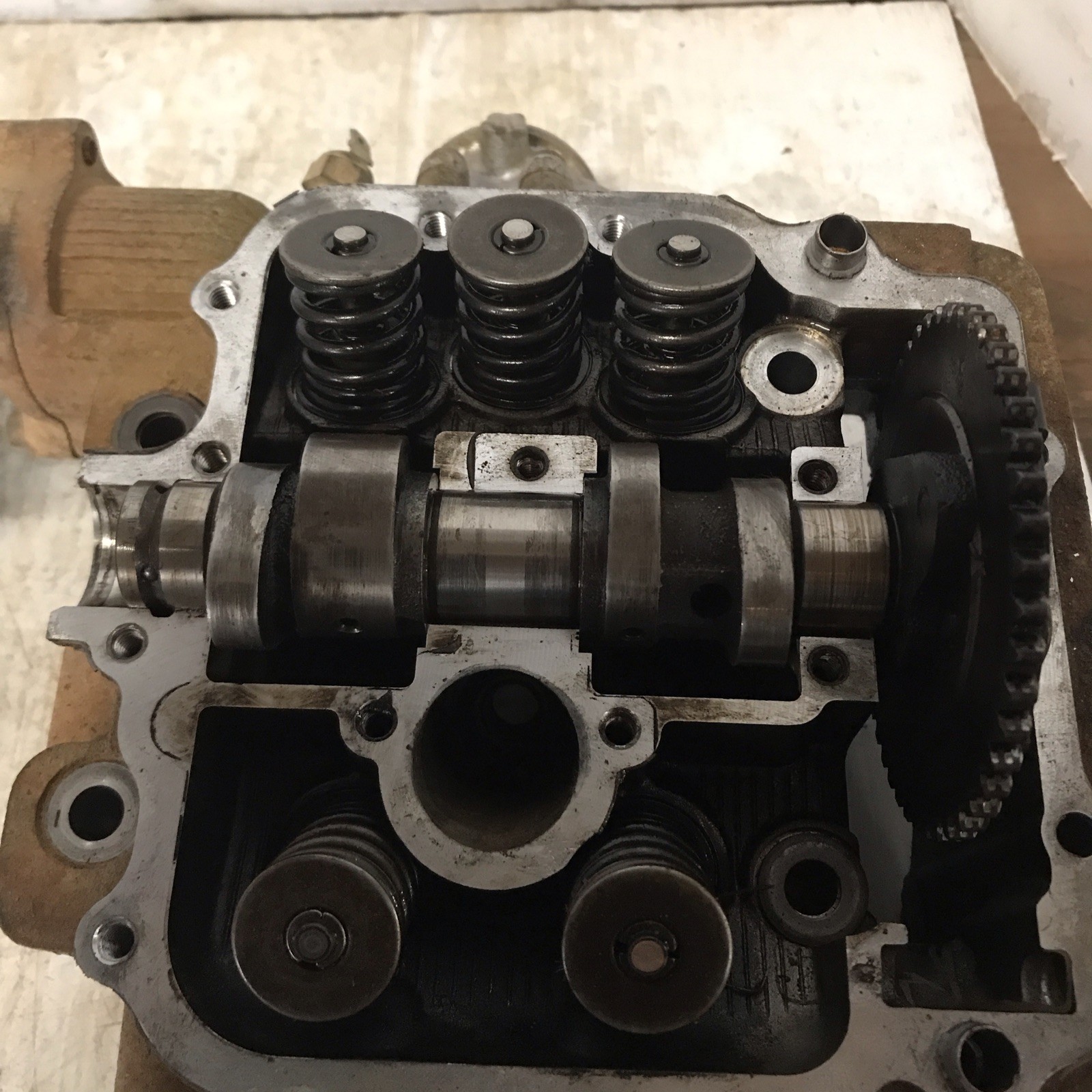 2002-08 Yamaha GRIZZLEY 660 OEM Cylinder Head 5KM-11101-01-00 CAM & ROCKER COVER