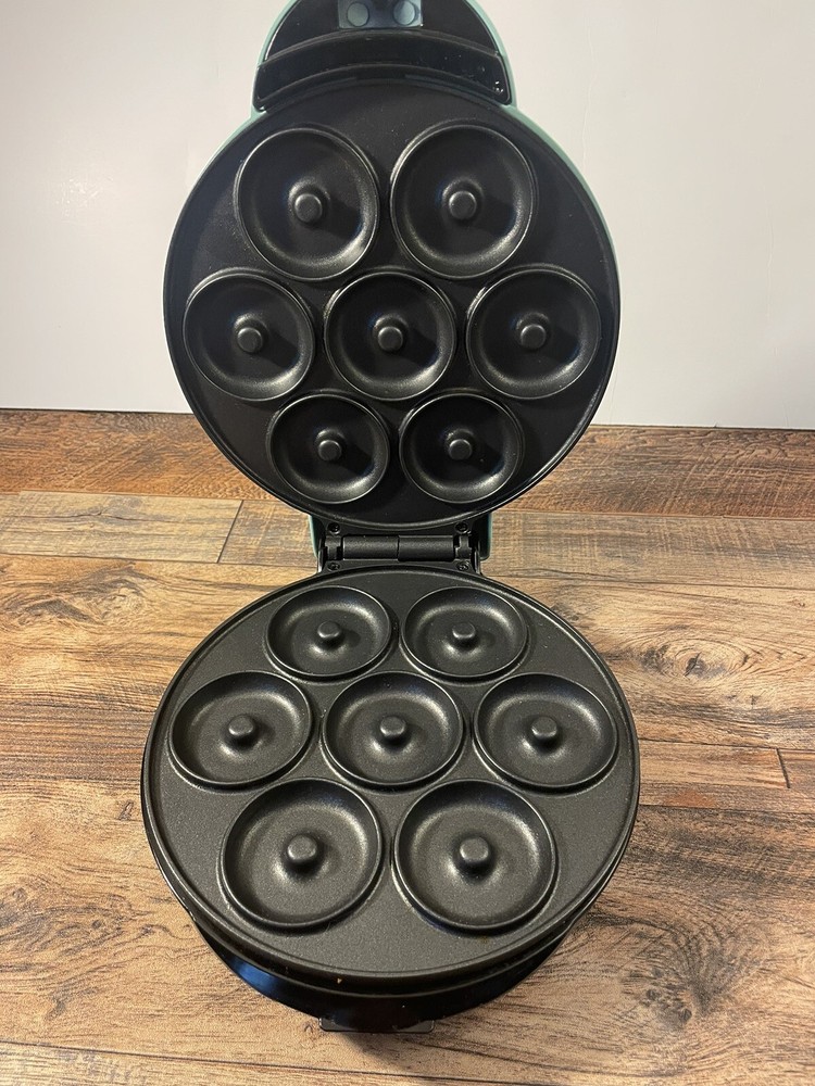 DASH Express Mini 2” Donut Maker Non-Stick Makes 7 Donuts - Tested Works