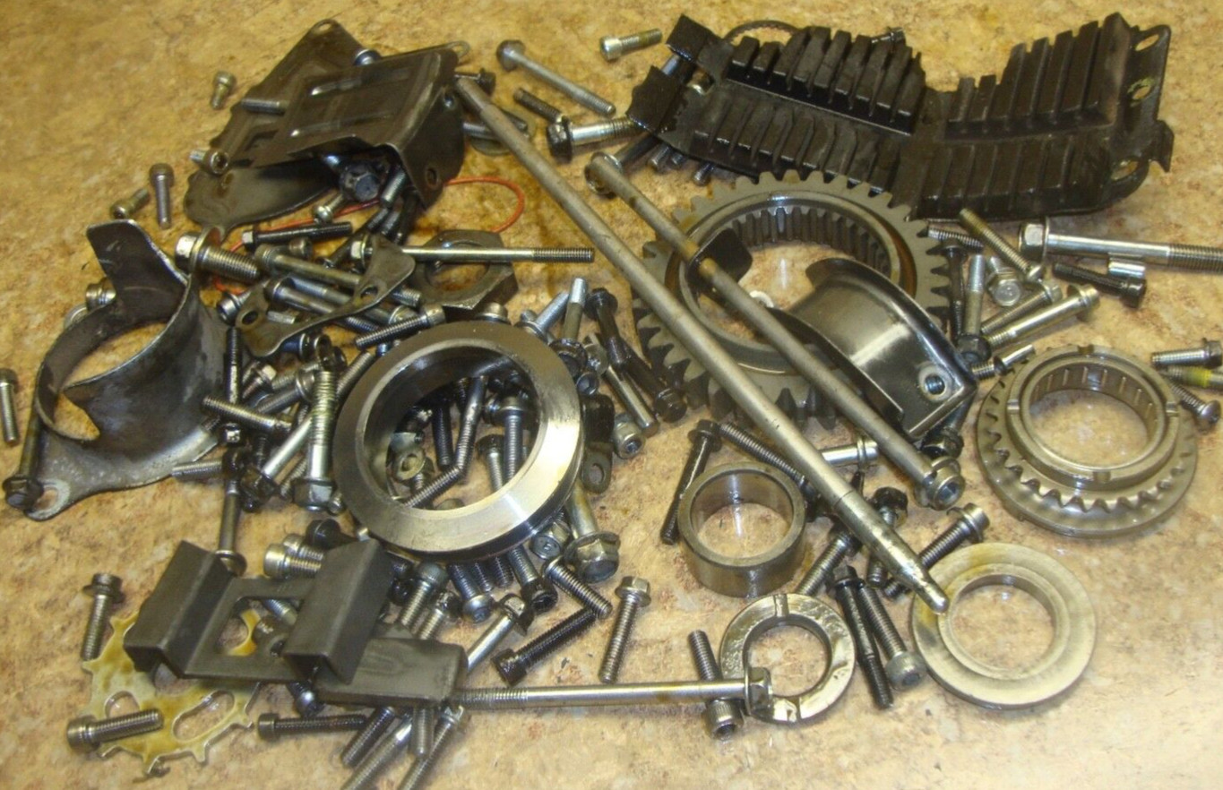 2013 Yamaha FJR1300 FJR 1300 A FJR1300A Engine Nuts Bolts Parts Hardware Lot 13