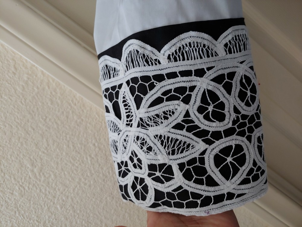 Brand New Hand Done Battenberg Lace Alb