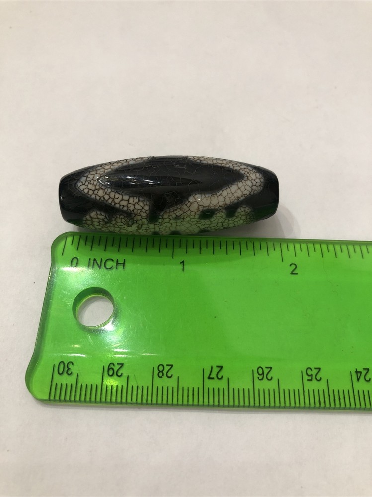 Very Old Tibetan Agate "Double Longevity" Dzi Bead