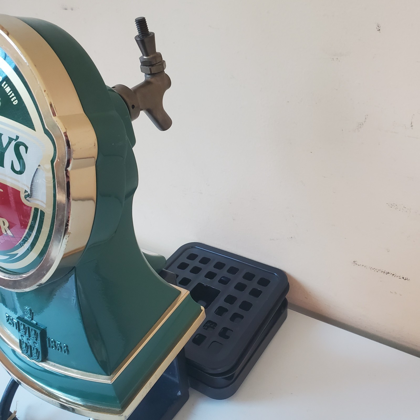 Murphy’s Irish Amber Draft Tower Brass Beer Tap Handle Faucet Line Mounting Rig