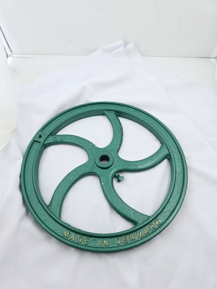 Diamant Grain Mill Flywheel