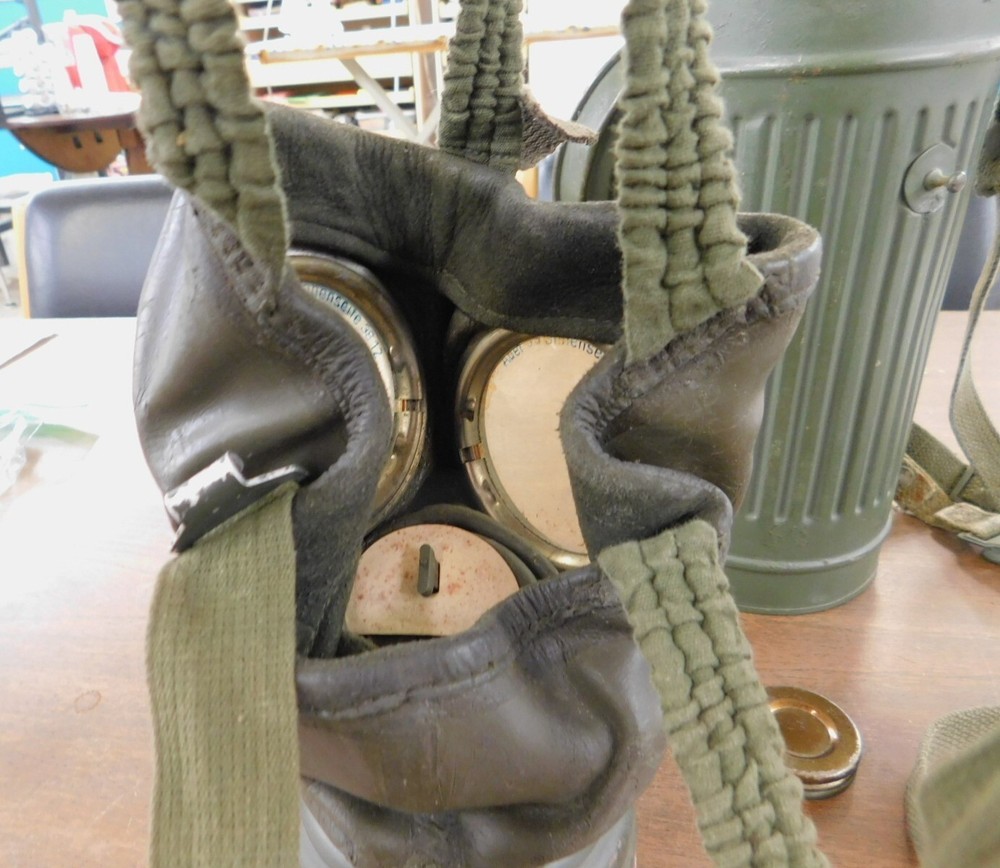 WWII Luftschutz Gas Mask with extras