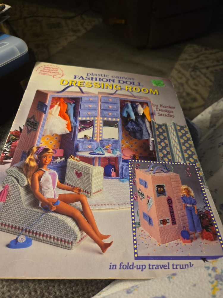 Fashion Doll Dressing Room Set Plastic Canvas Pattern Book •