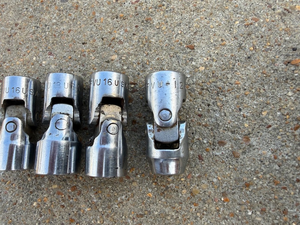 Snap-on swivel sockets 4 total