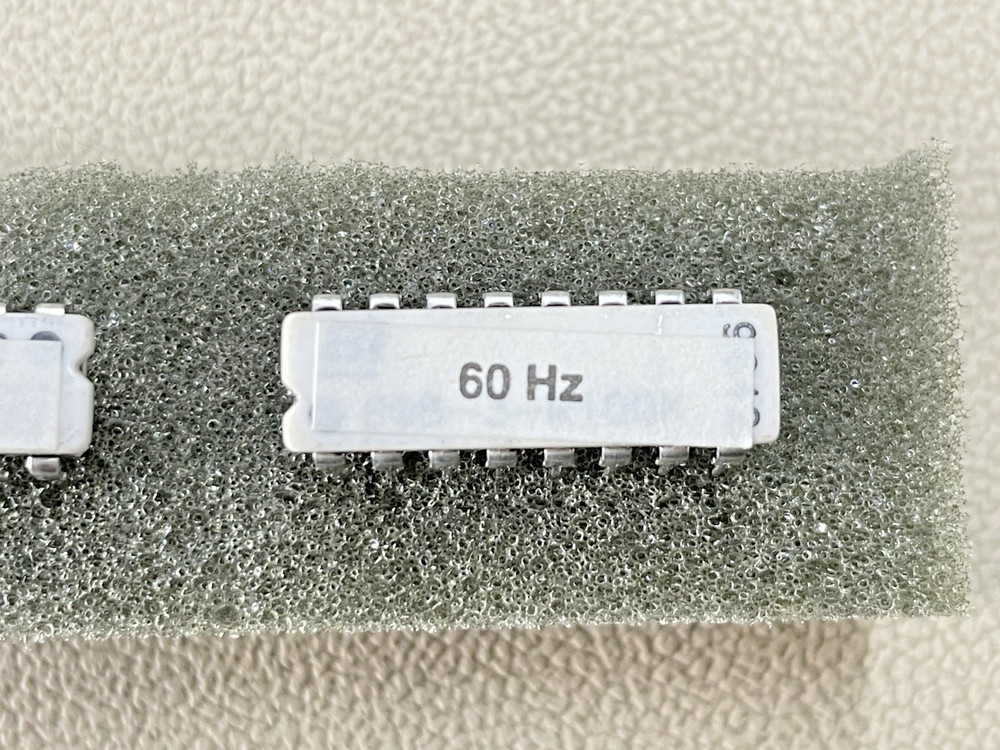 Old School Kicker 60Hz Chip, Pair, NOS