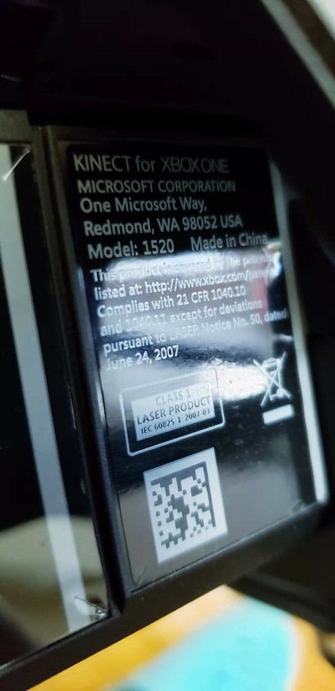 Microsoft Xbox One Kinect Sensor - Black OEM Model 1520 Authentic w/ TV Mount