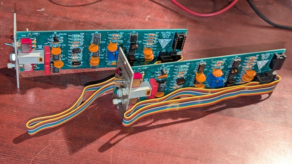 (1) Dearborn DEC-2450 HDF/STP Switch Plug-In Module NOS