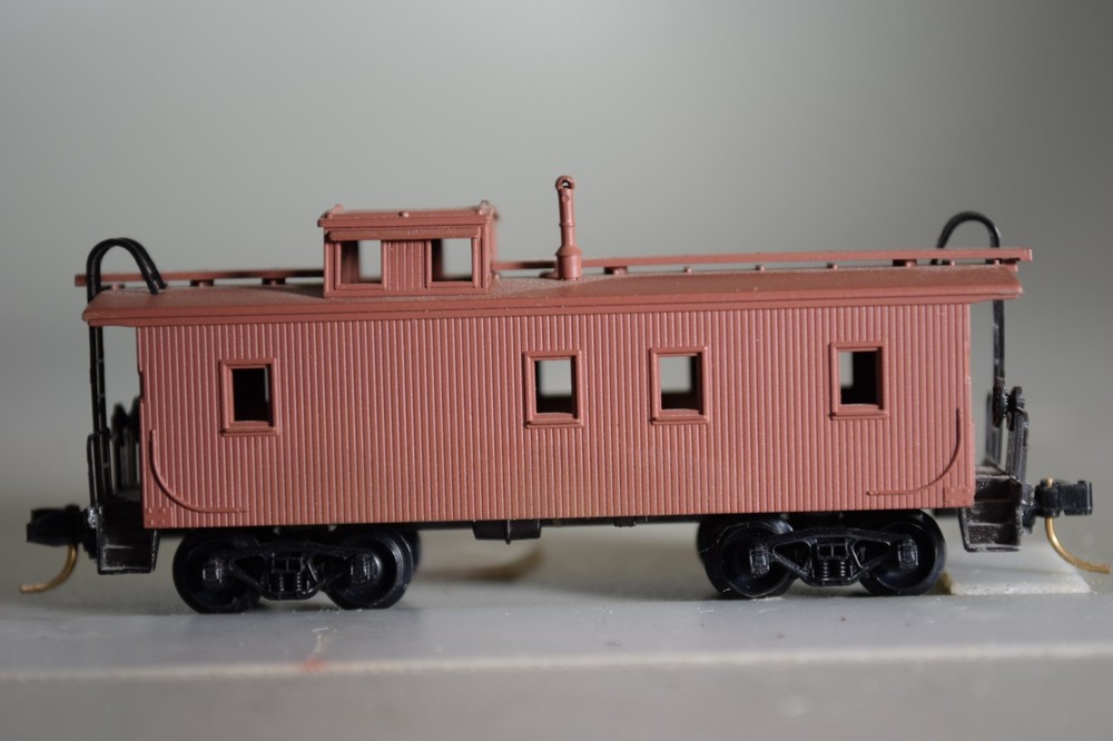 13050 N Scale Micro-Trains CABOOSE UNPAINTED UN DECERATED