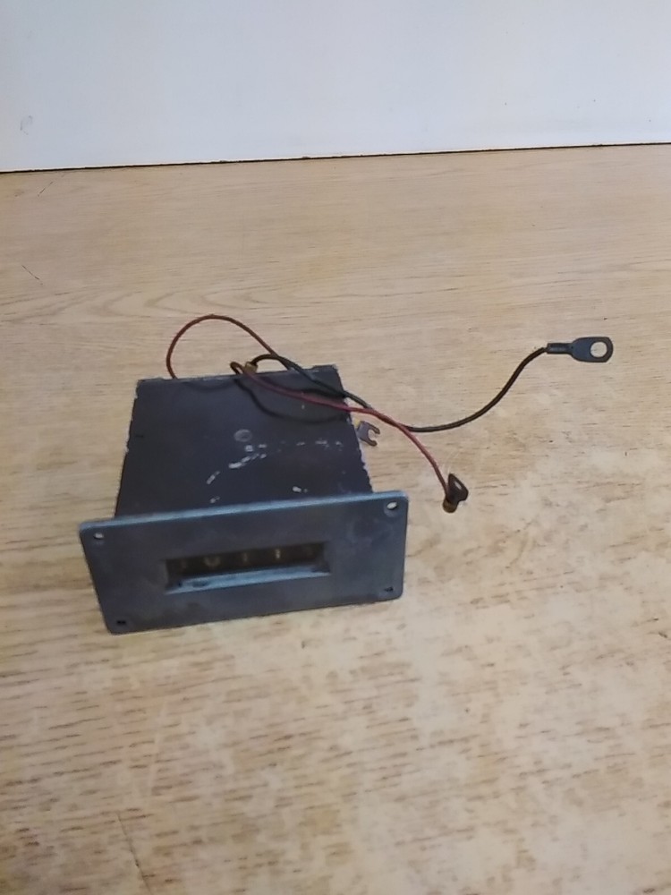 Durant 5YE8950-ER 28V DC 5 Digit Panel Mount