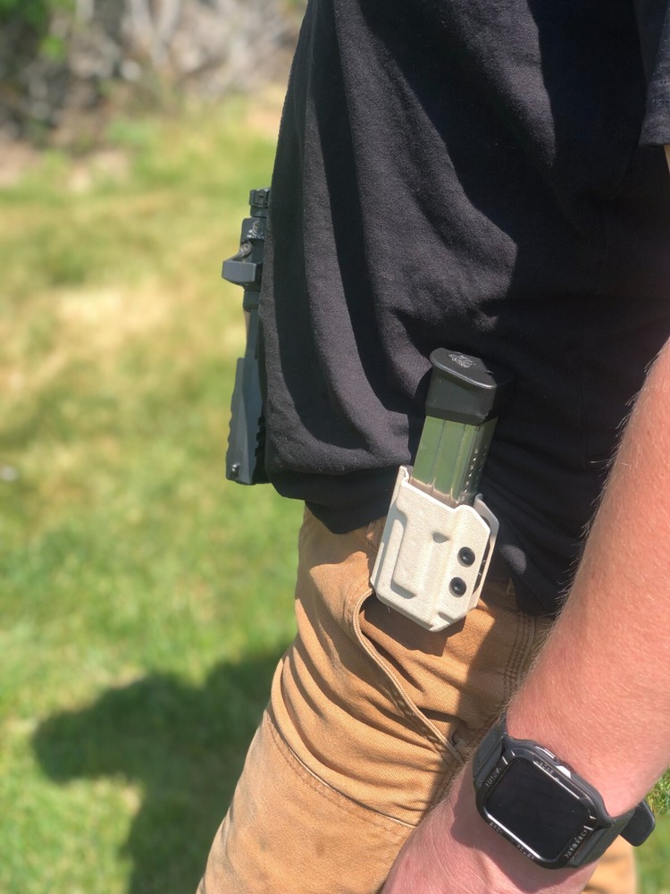 9mm/ 40 S&W Double Stack Magazine Carrier - MRD Adjustable Retention