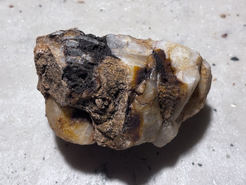 quartz gold ore