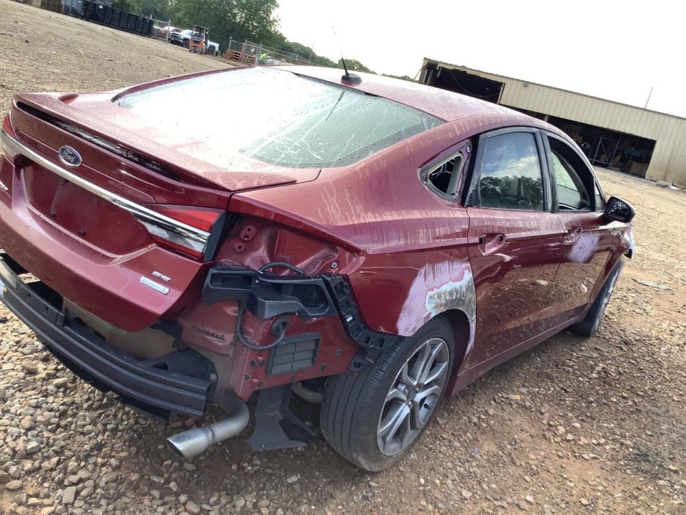 Fuse Box Engine Without Rain Sensor Fits 17-20 FUSION 4697907