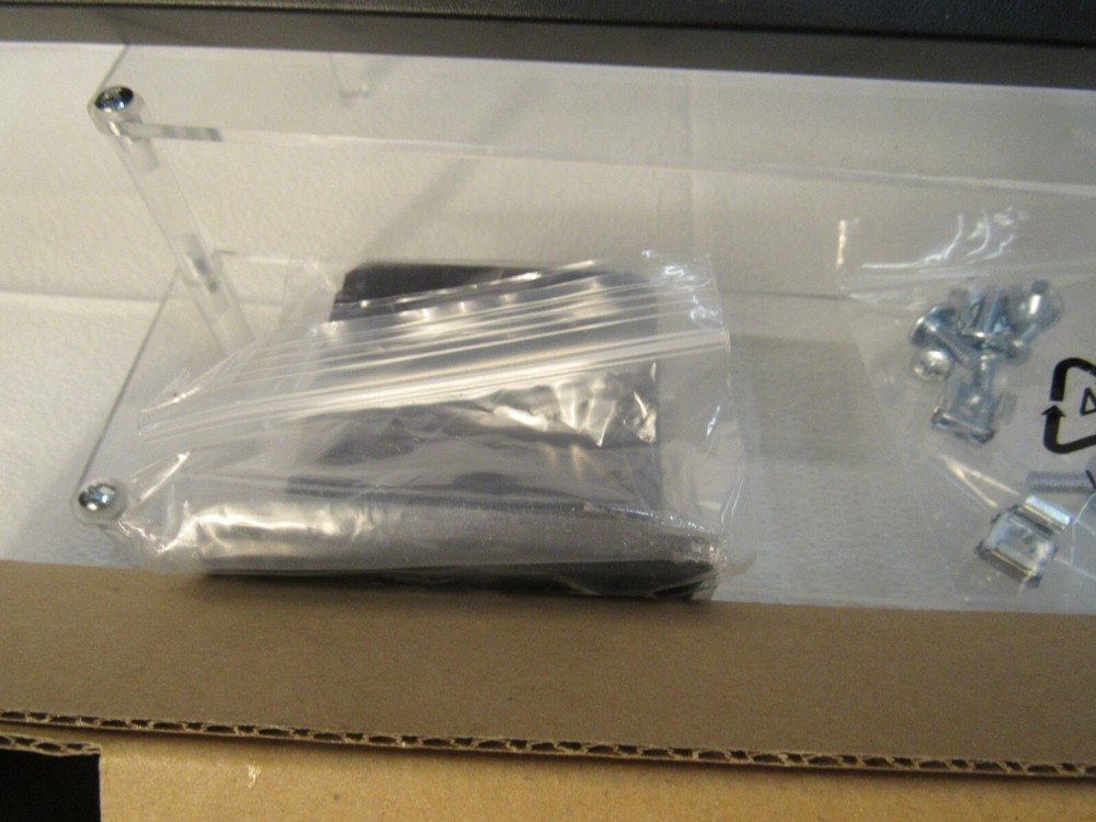 Smart UPS RT Bezel Kit 0M-8227 Replacement