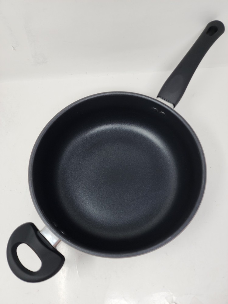 Hell’s Kitchen Nonstick 2-Pc. Cookware Set, Black