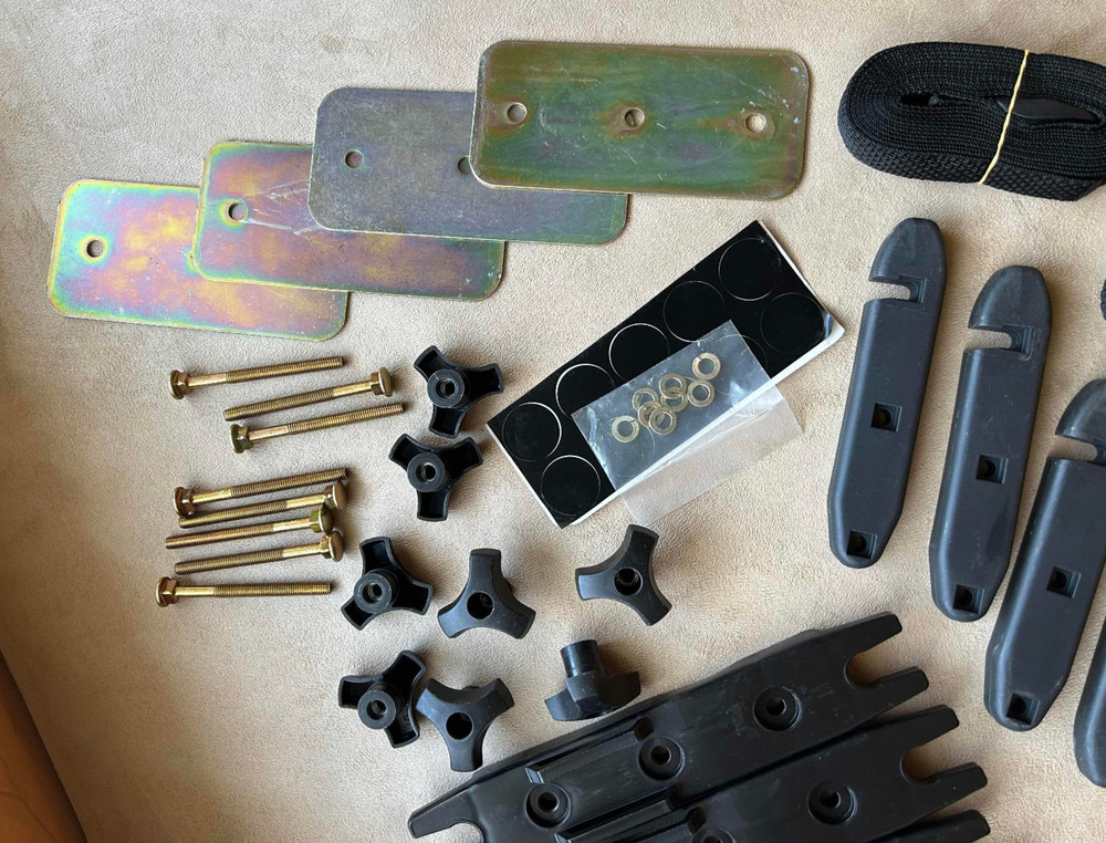Thule Quick Connect Kit 1032802 - NEW