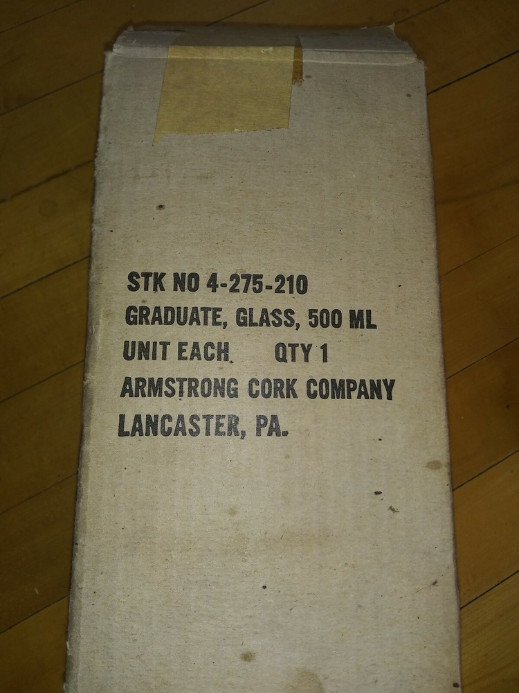 500 ml Graduated Cylinder. NOS