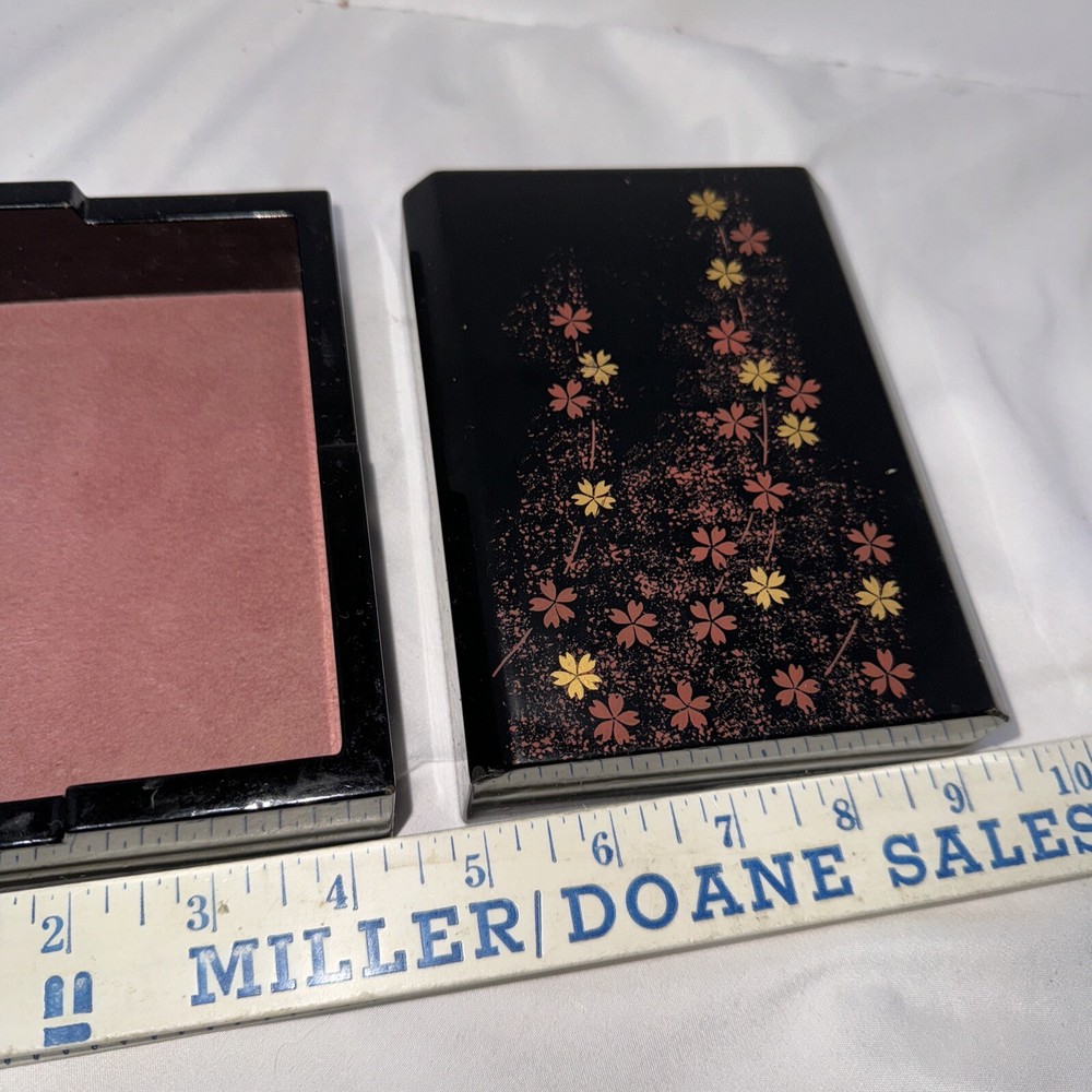 VINTAGE LACQUER WARE TRINKET BOX FLOWERS PINK LEATHER LINED