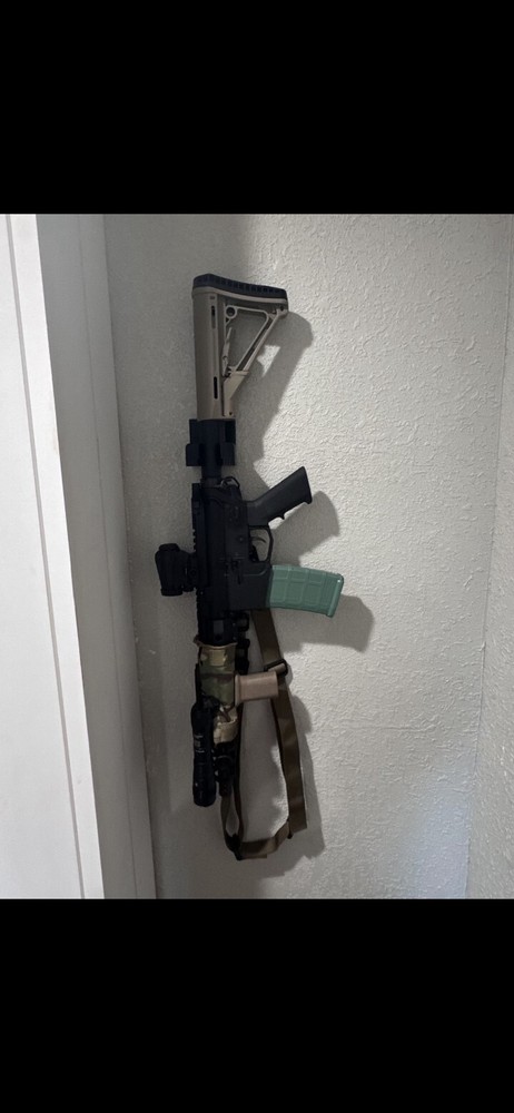 Ambidextrous Verticle AR Mount