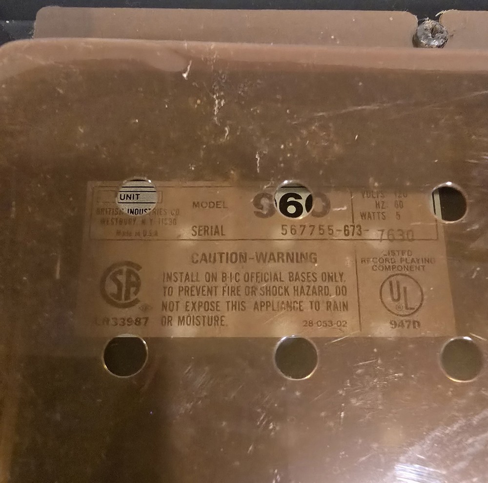 BIC 960 Belt Drive Multiple Play Manual Turntable Good Condition Doesn't Spin