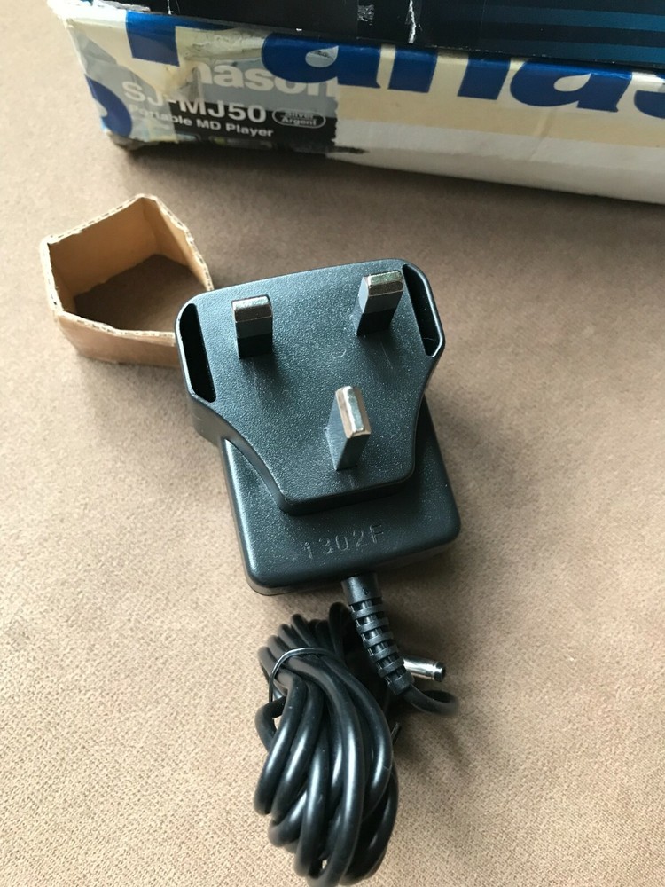 Panasonic SJ-MJ50 Portable MD Player Silver