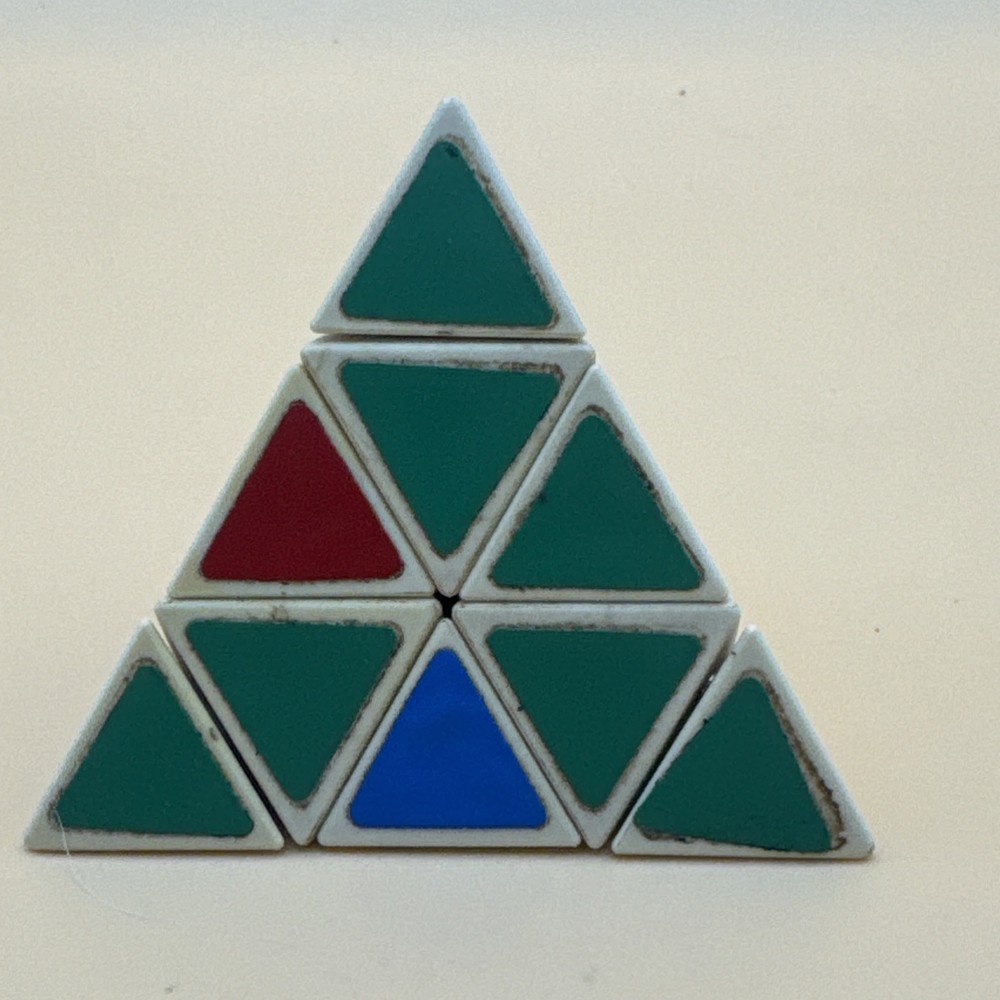 Vintage Pyraminx by TOMY Pyramid Triangle Rubik’s Cube Combination Puzzle 1981