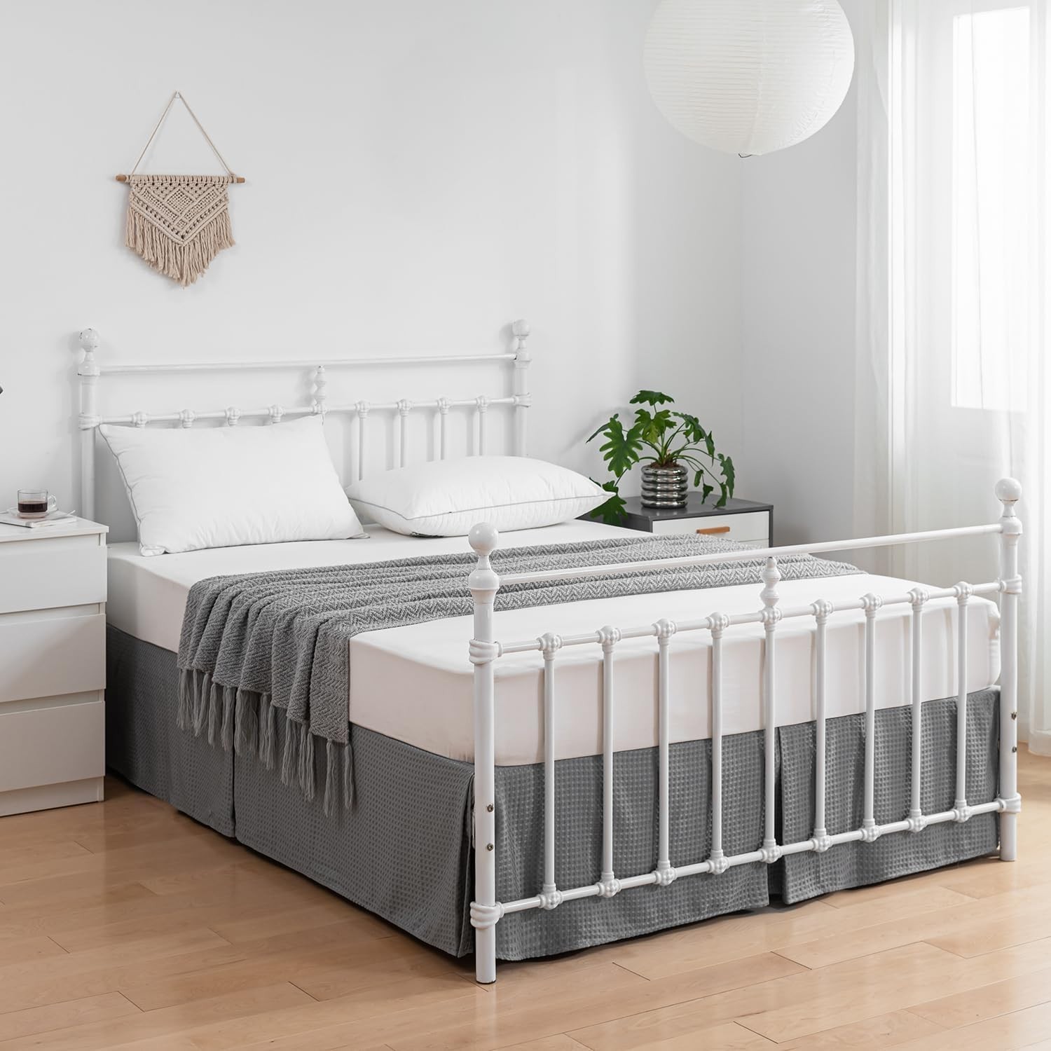 King Dust Ruffle, Waffle Weave Fabric 18'' Drop – Classic Grey Elegance