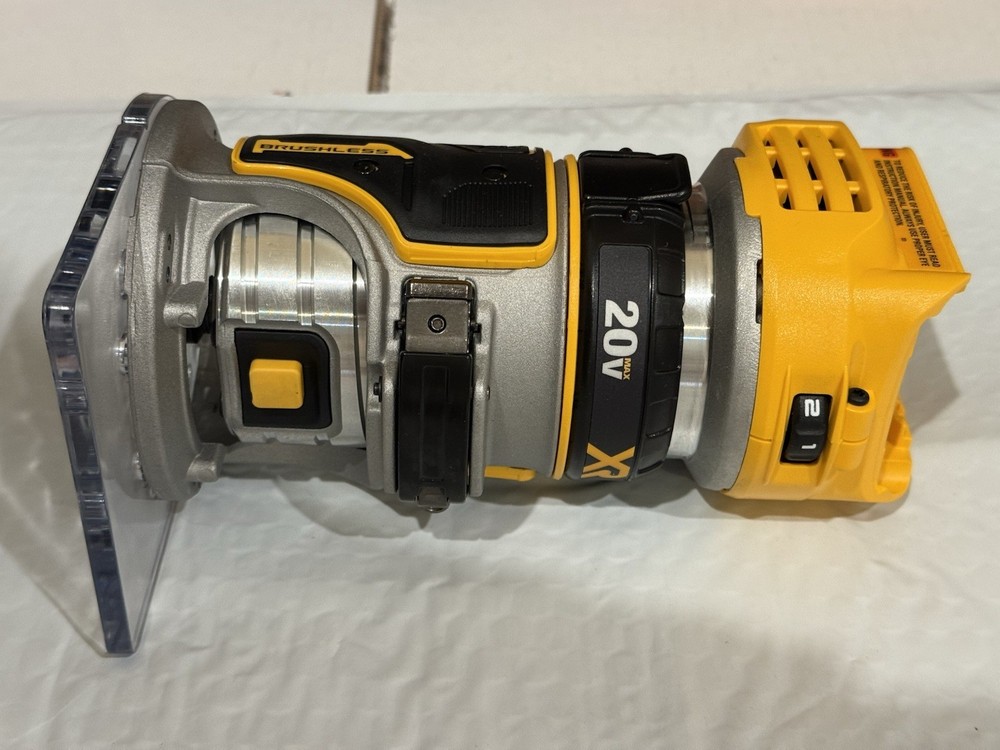 DCW600 DeWalt 20V Max XR Cordless Compact Router (Tool Only)