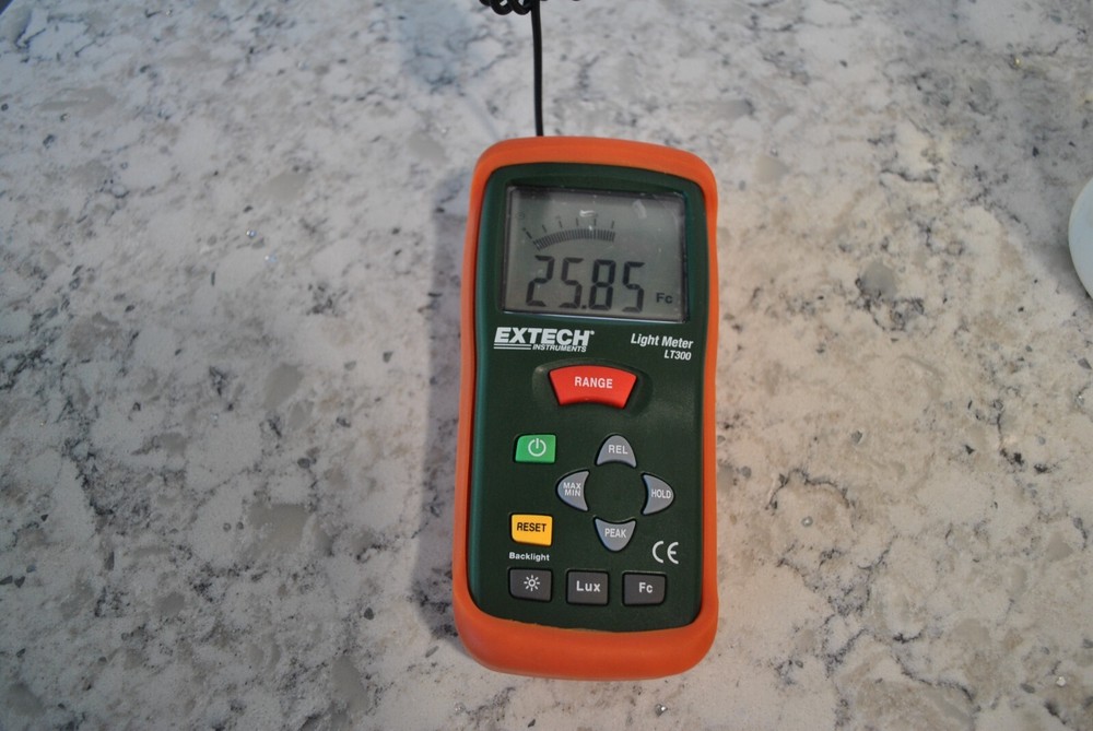 Extech Lt300 light meter works great