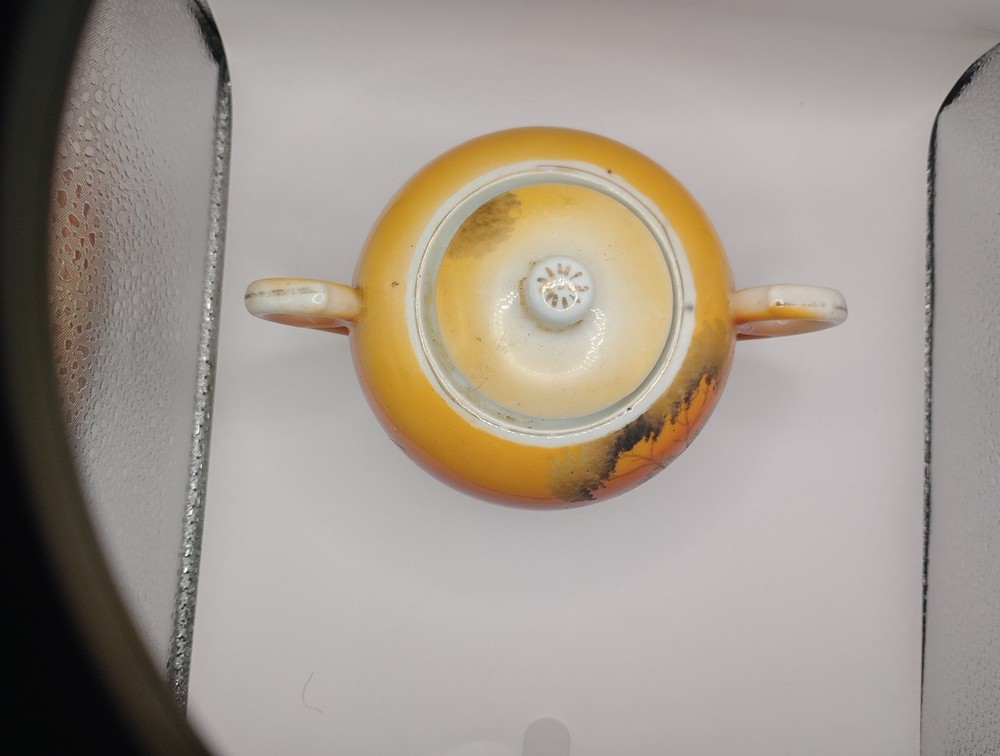tea pot cream and sugar set